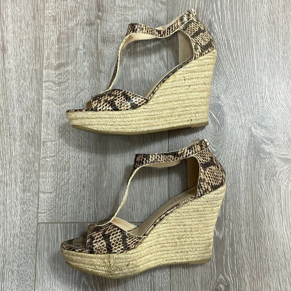 Talbots Kittie3e Espadrille Wedge Sandals Natural Reptile T Strap Ankle 8M - Picture 7 of 14